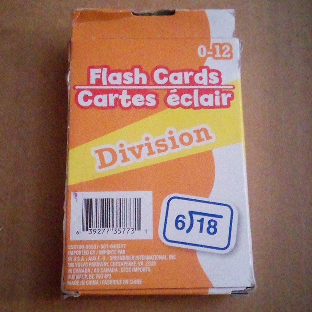 Basic counting 1-100 chart + 0-12 division learning chart + Division flash cards - Picture 3 of 7